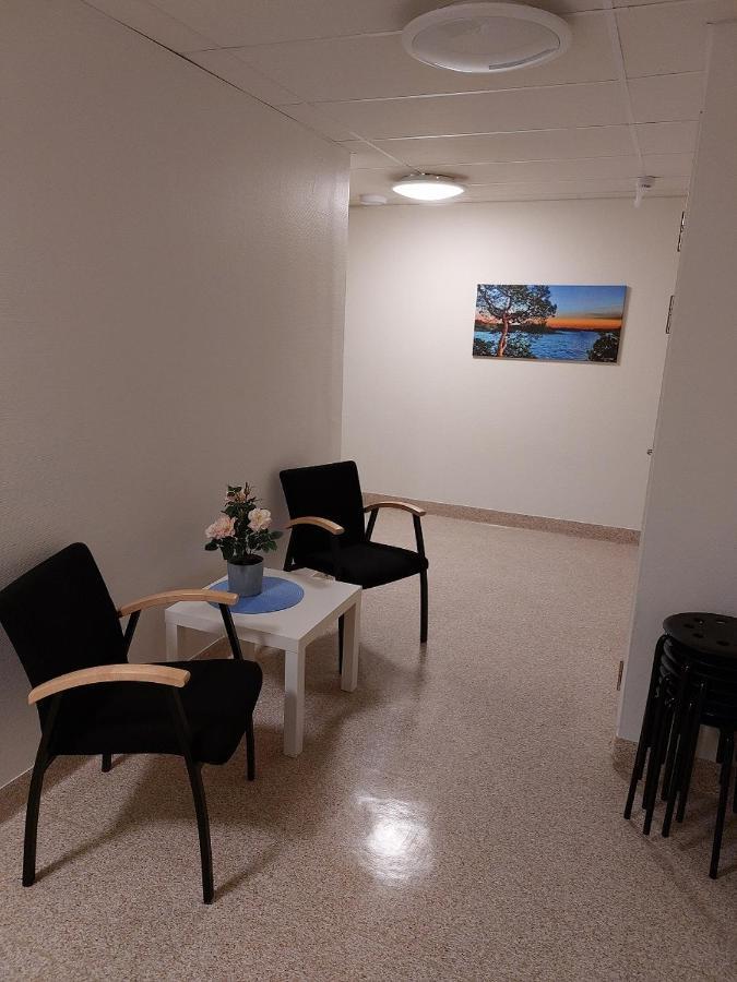 Hammarö Vandrarhem Vandrarhem *
